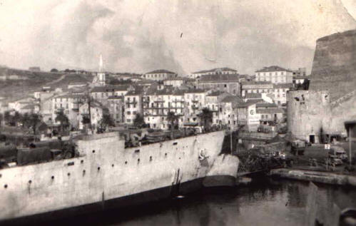 HMS Thruster - Landing Ship Tank